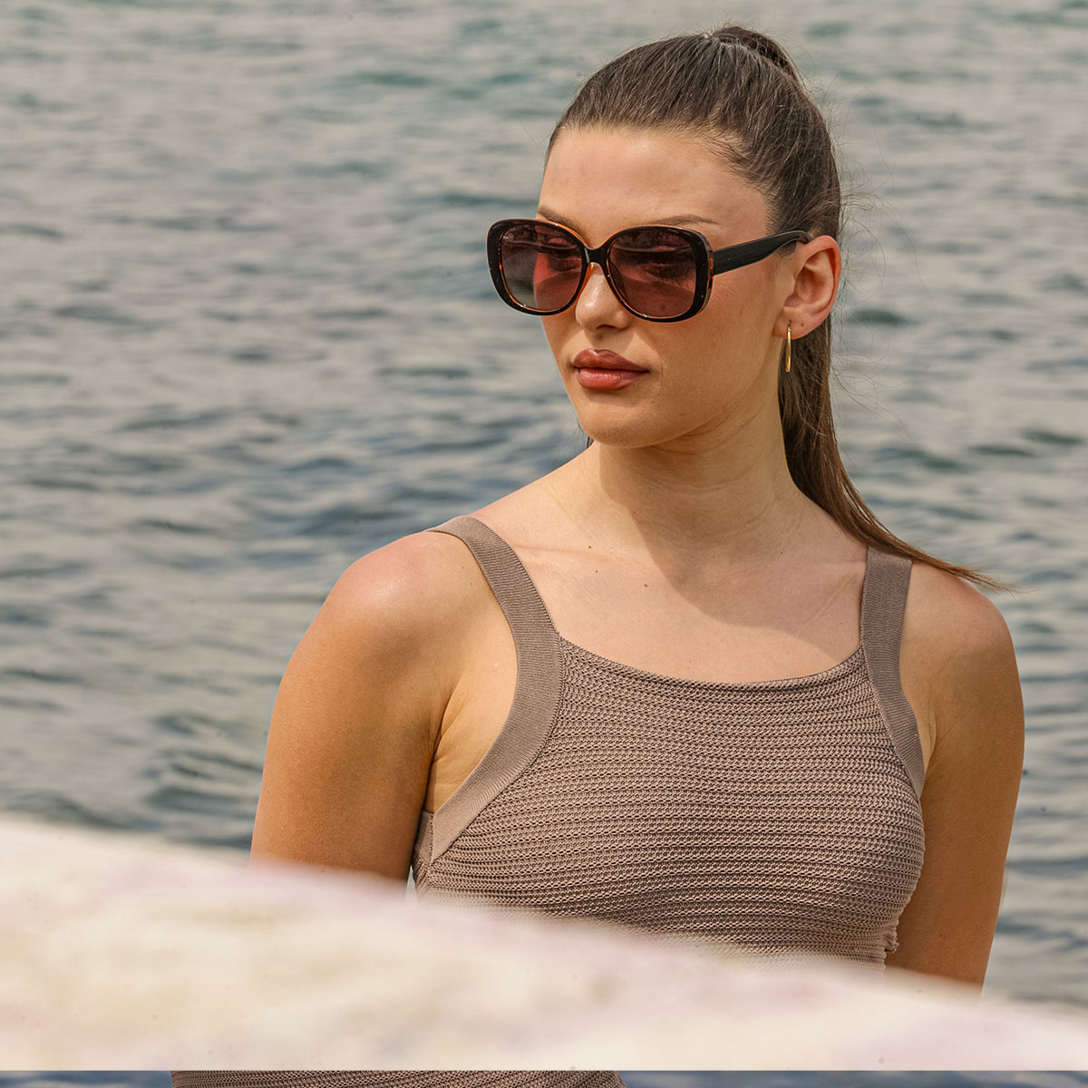 MELIA black+tortoise
