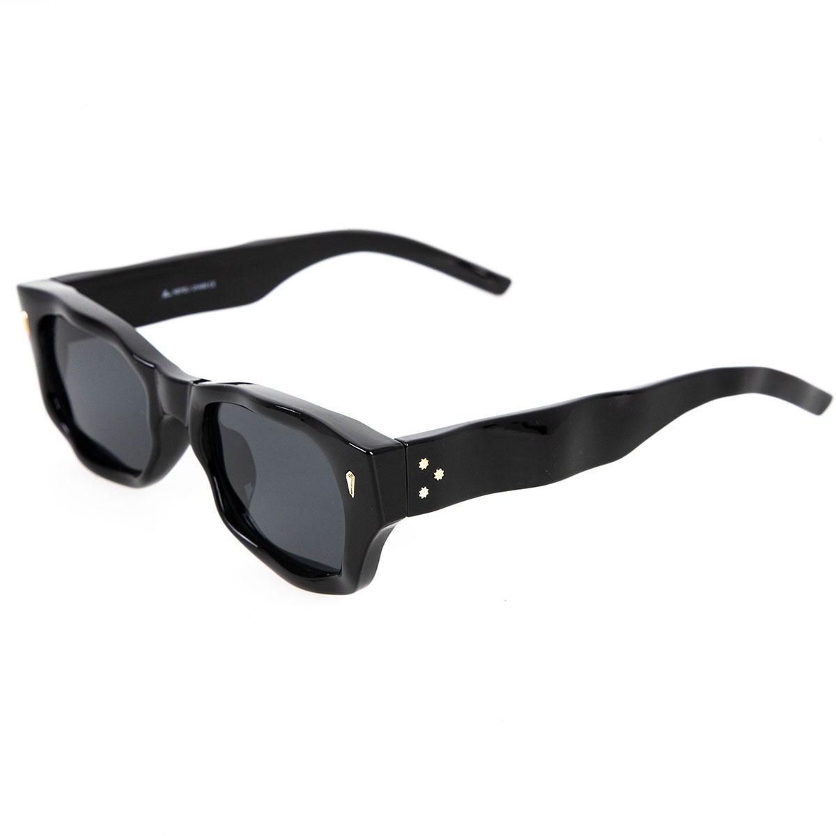 NEFELI black